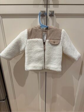 Max studio 3-6m Sherpa Jacket with Contrast Yoke - Cream/Tan